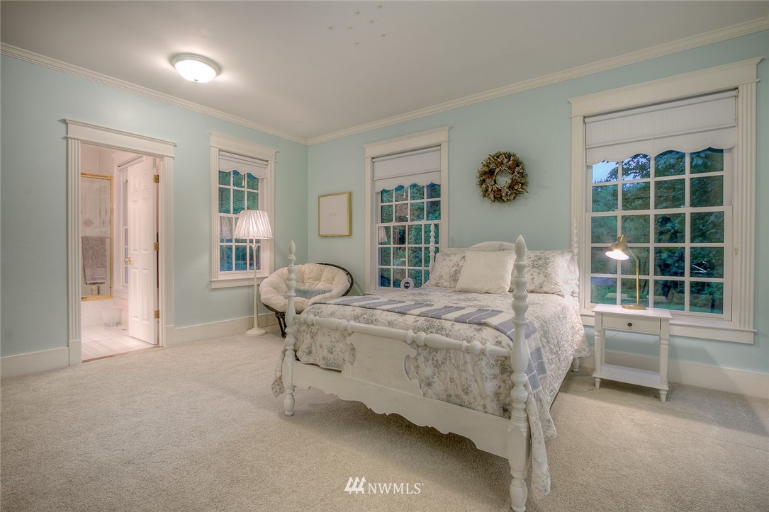 8552 246th Lane Northeast Redmond, WA 98053 - Photo 13 of 25