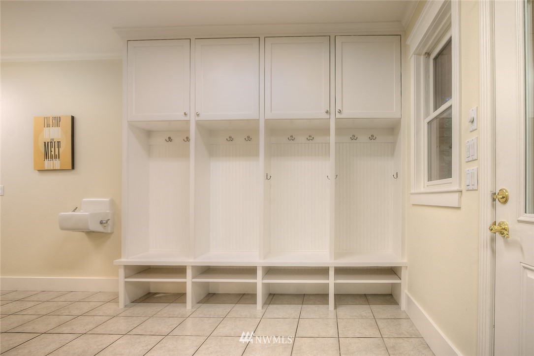 8552 246th Lane Northeast Redmond, WA 98053 - Photo 15 of 25