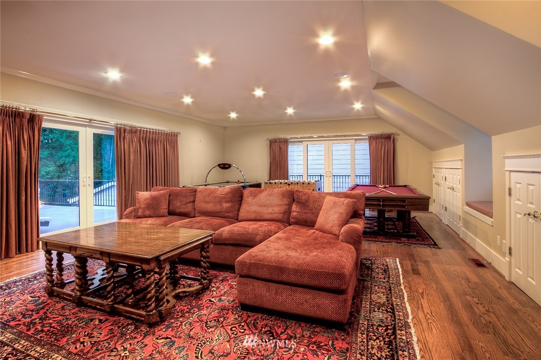 8552 246th Lane Northeast Redmond, WA 98053 - Photo 16 of 25