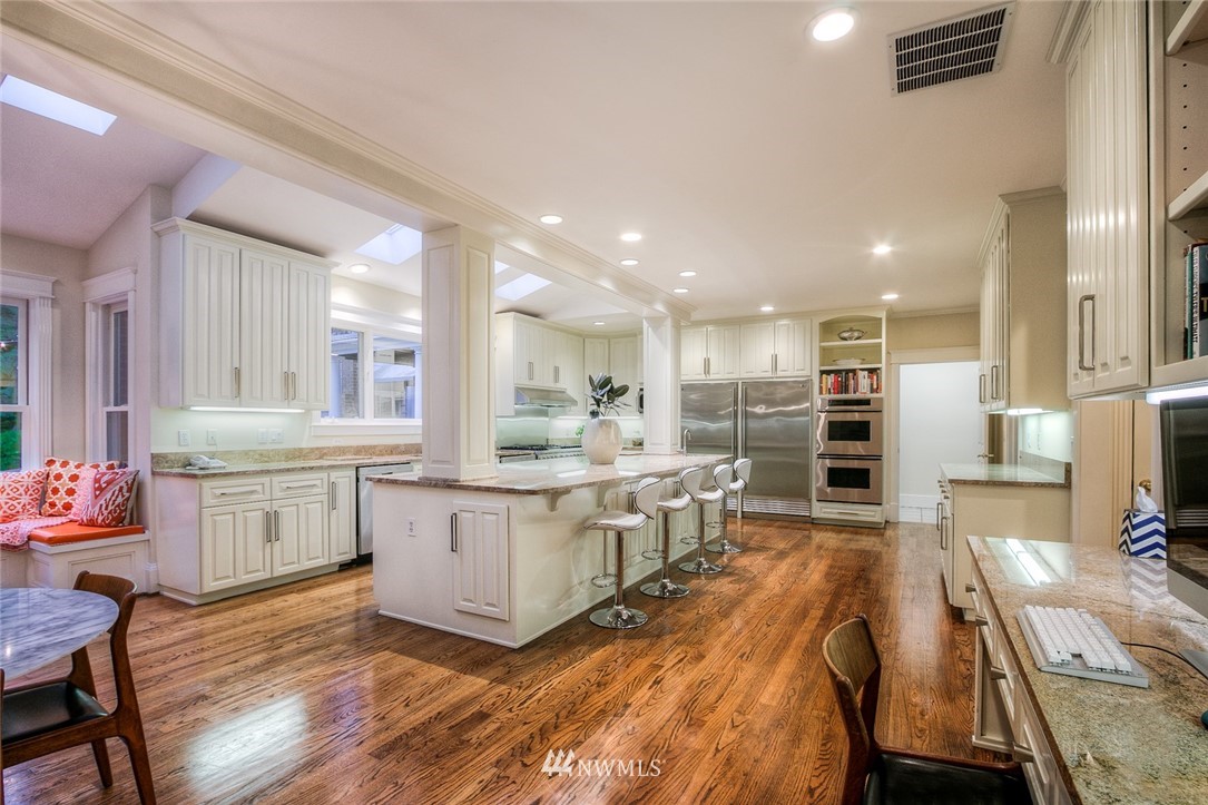 8552 246th Lane Northeast Redmond, WA 98053 - Photo 4 of 25