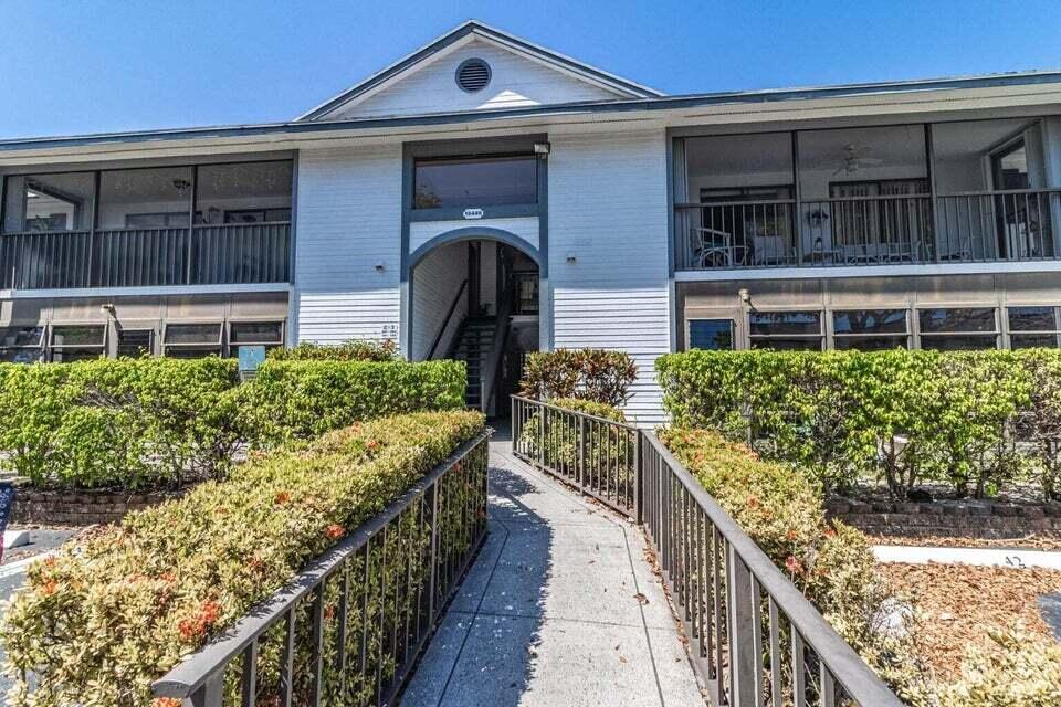 15449 Lakes of Delray Blvd Unit 102