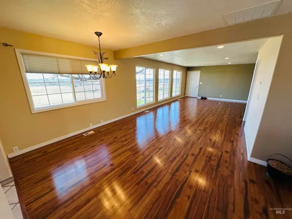 $729,000 | 319 Snowmoody Way, Ontario, OR 97914