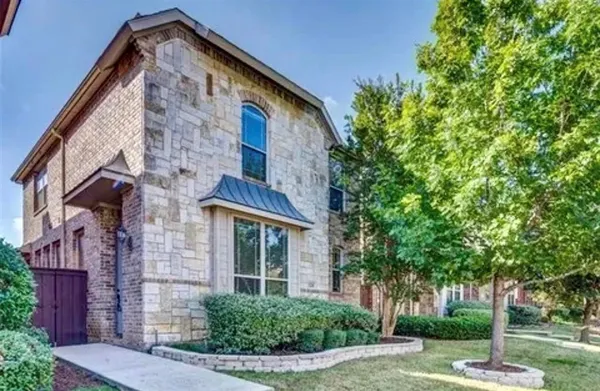 $425,000 | 228 Wallington Way, Lewisville, TX 75067