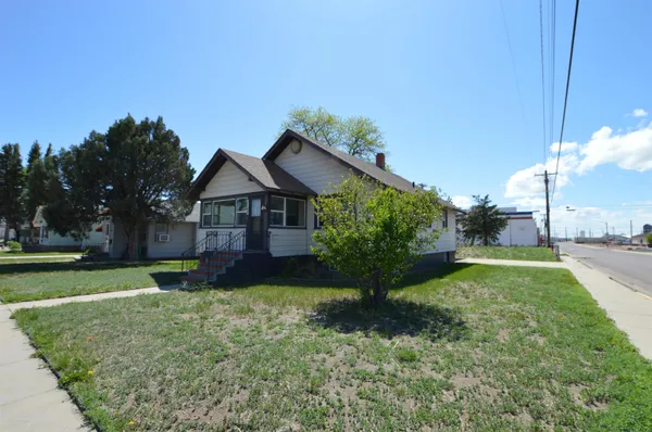 $125,000 | 2142 West C Street, Torrington, WY 82240