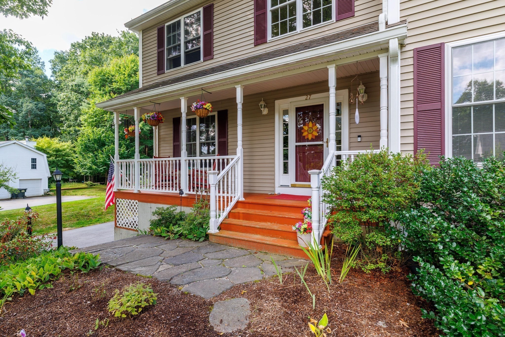 27 Tannery Road Sturbridge, MA 01518 - Photo 3 of 42 Gallery Image 3