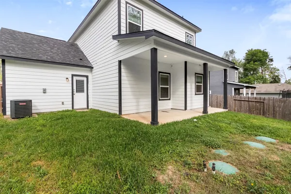 $250,000 | 14986 Bonham Lane, Willis, TX 77378