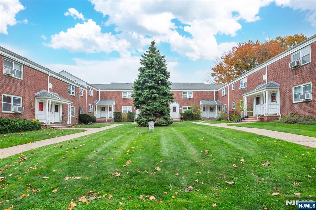 486 Blanchard Terrace, Unit 70 Hackensack, NJ 07601 - Photo 16 of 16