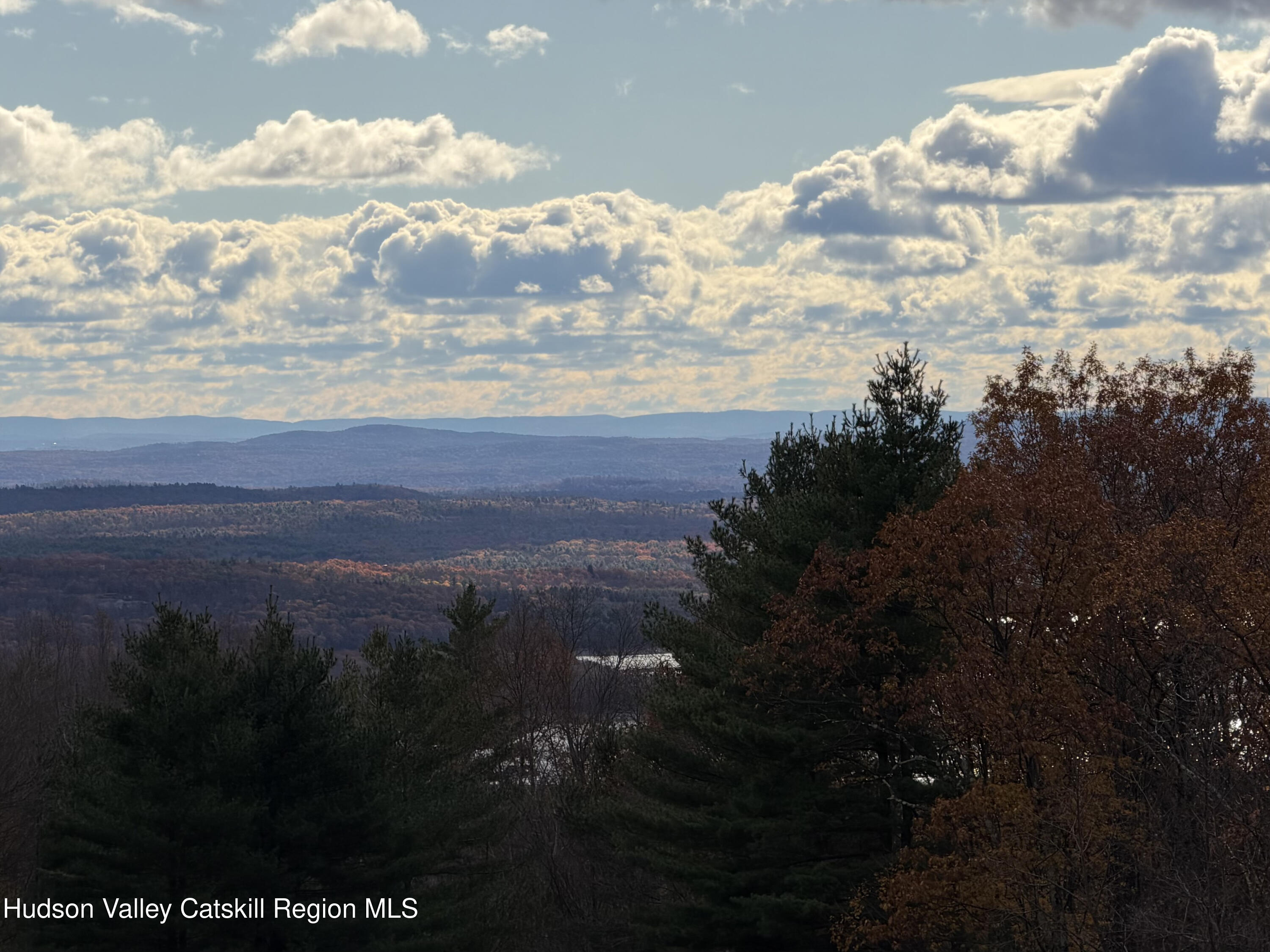 13 Heyden Road Shokan, NY 12481 - Photo 2 of 37