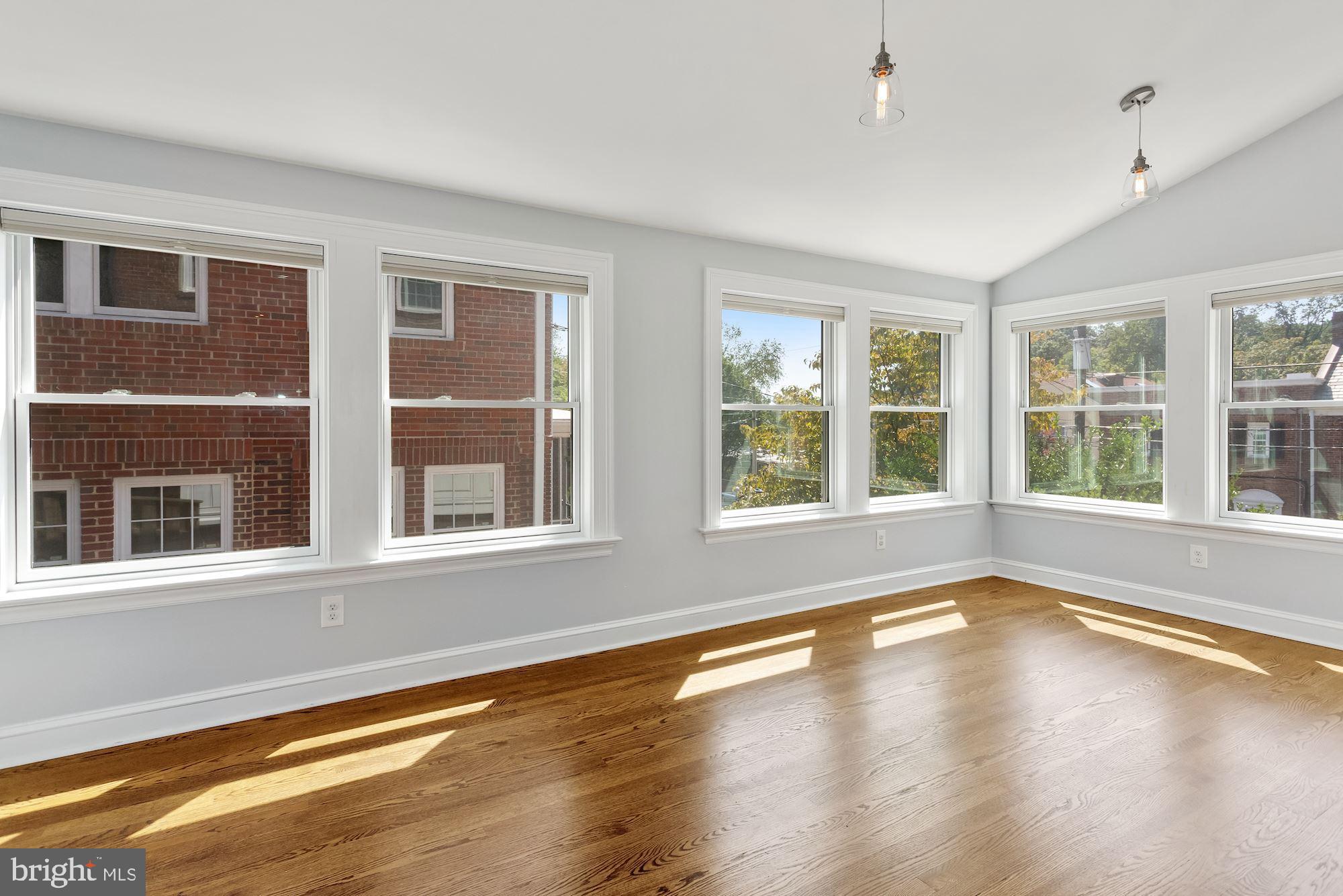 2121 Tunlaw Road Northwest Washington, DC 20007 - Photo 16 of 35