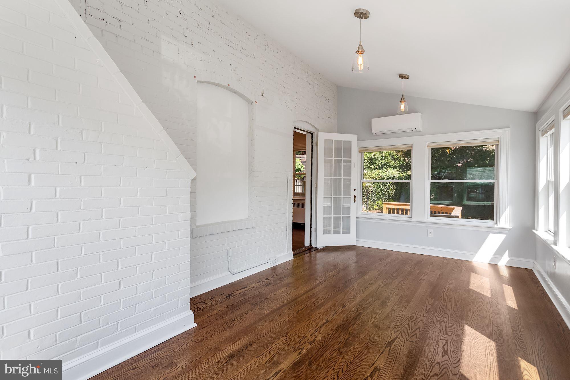 2121 Tunlaw Road Northwest Washington, DC 20007 - Photo 18 of 35