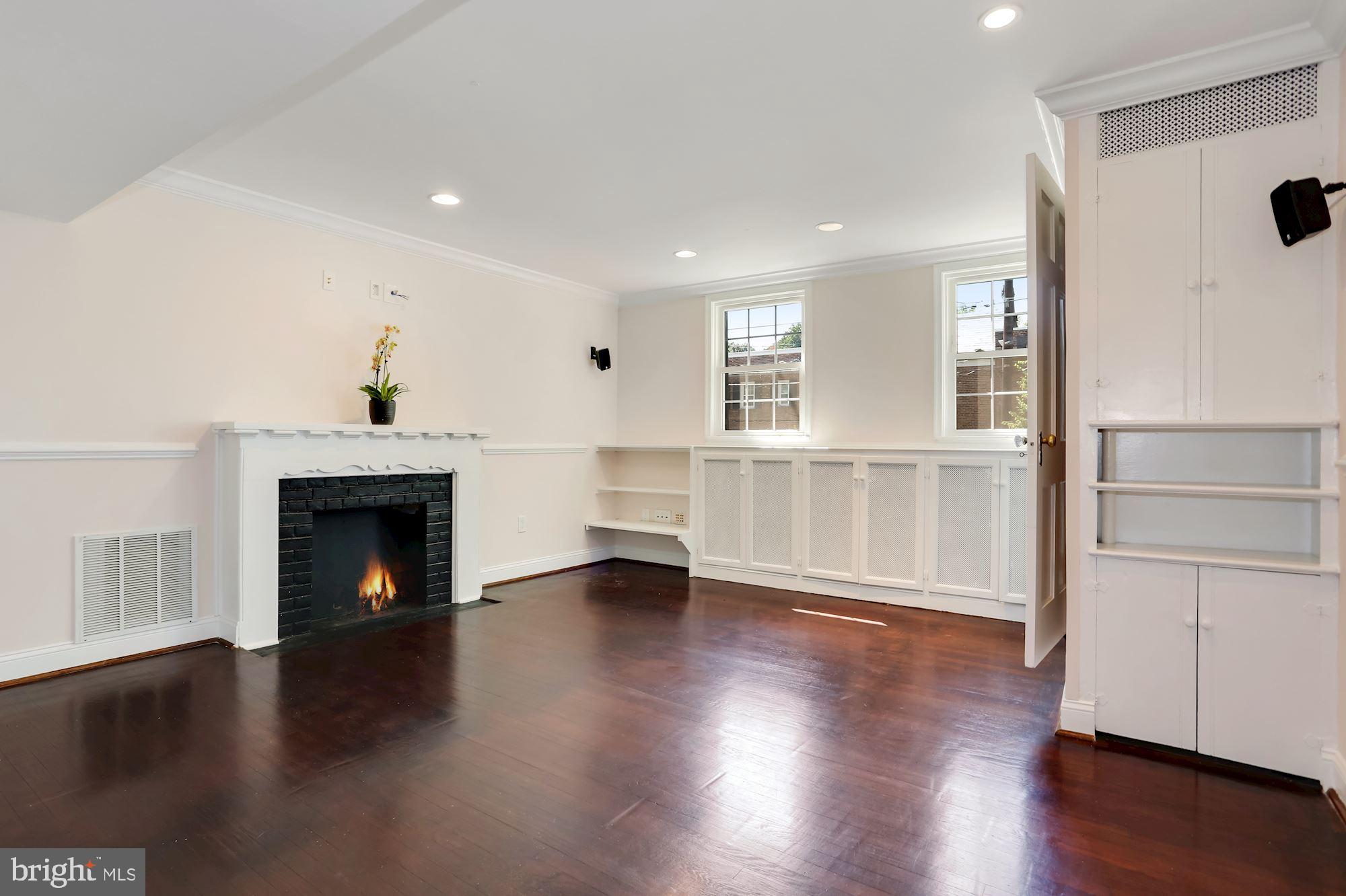 2121 Tunlaw Road Northwest Washington, DC 20007 - Photo 25 of 35