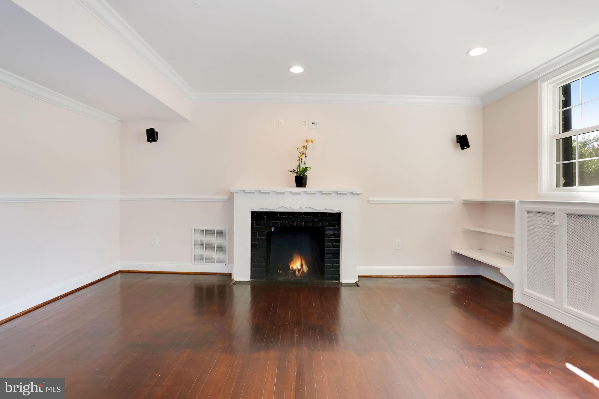 2121 Tunlaw Road Northwest Washington, DC 20007 - Photo 26 of 35