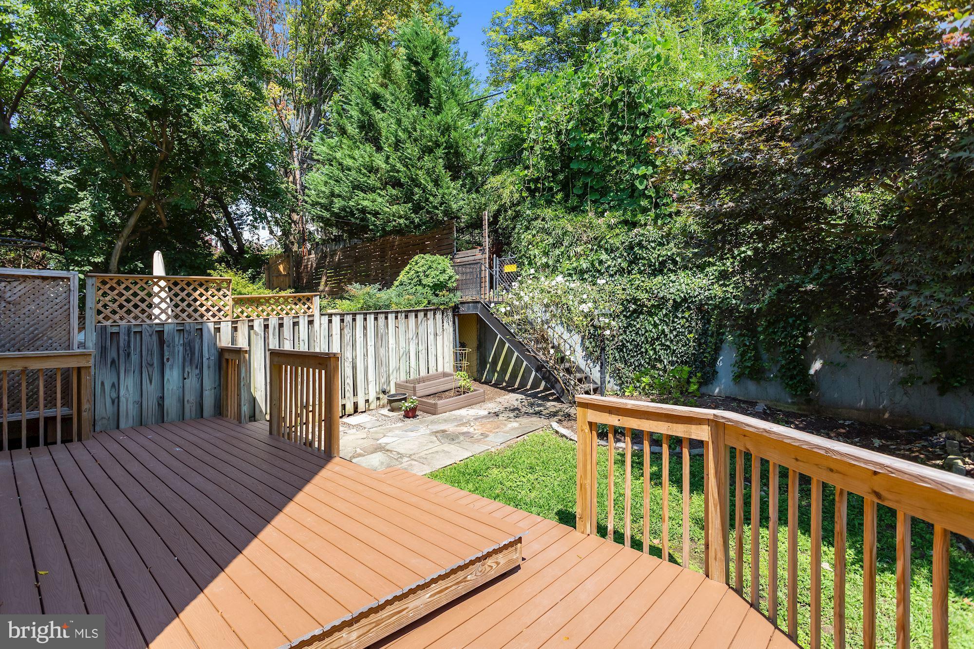 2121 Tunlaw Road Northwest Washington, DC 20007 - Photo 30 of 35