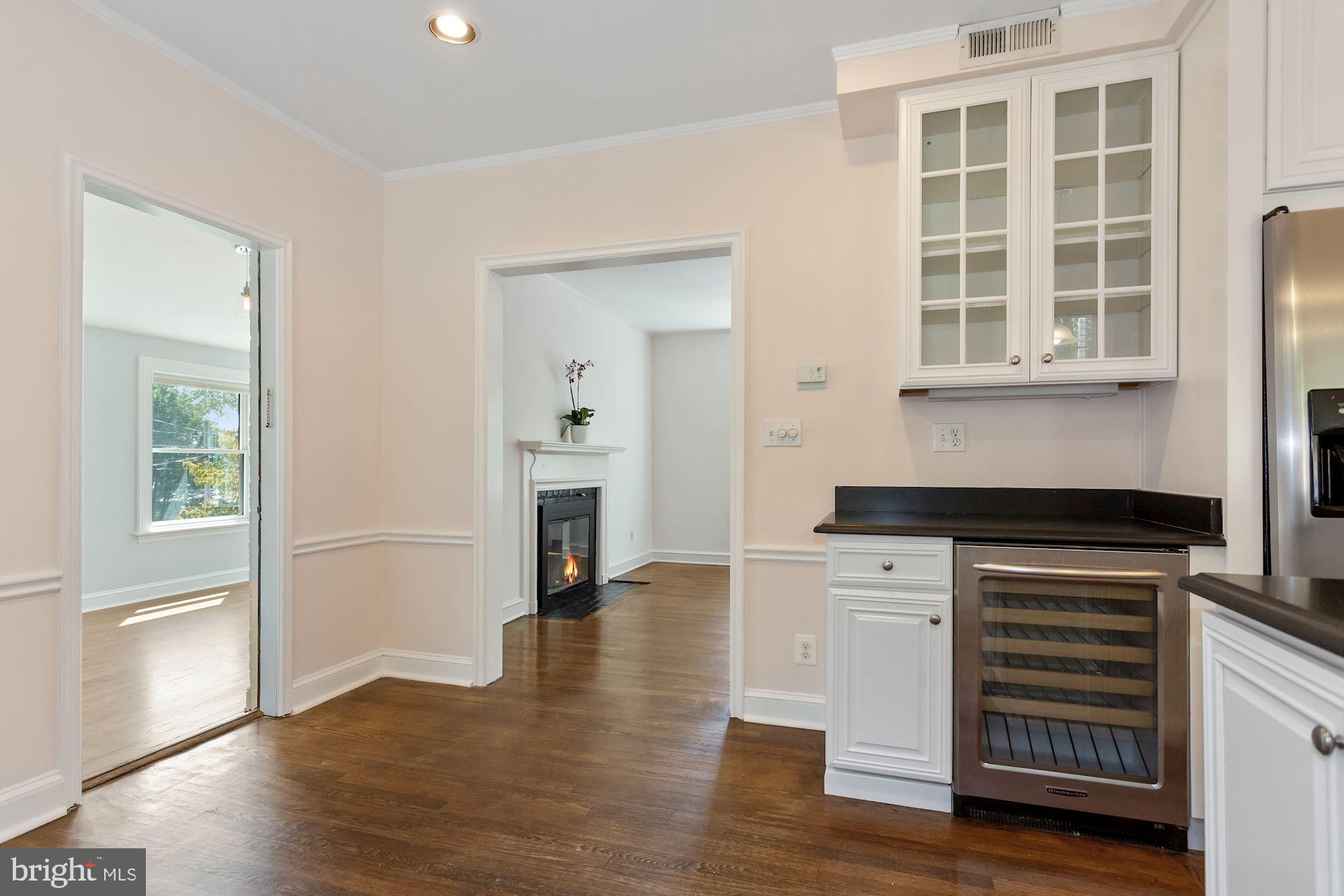 2121 Tunlaw Road Northwest Washington, DC 20007 - Photo 10 of 35