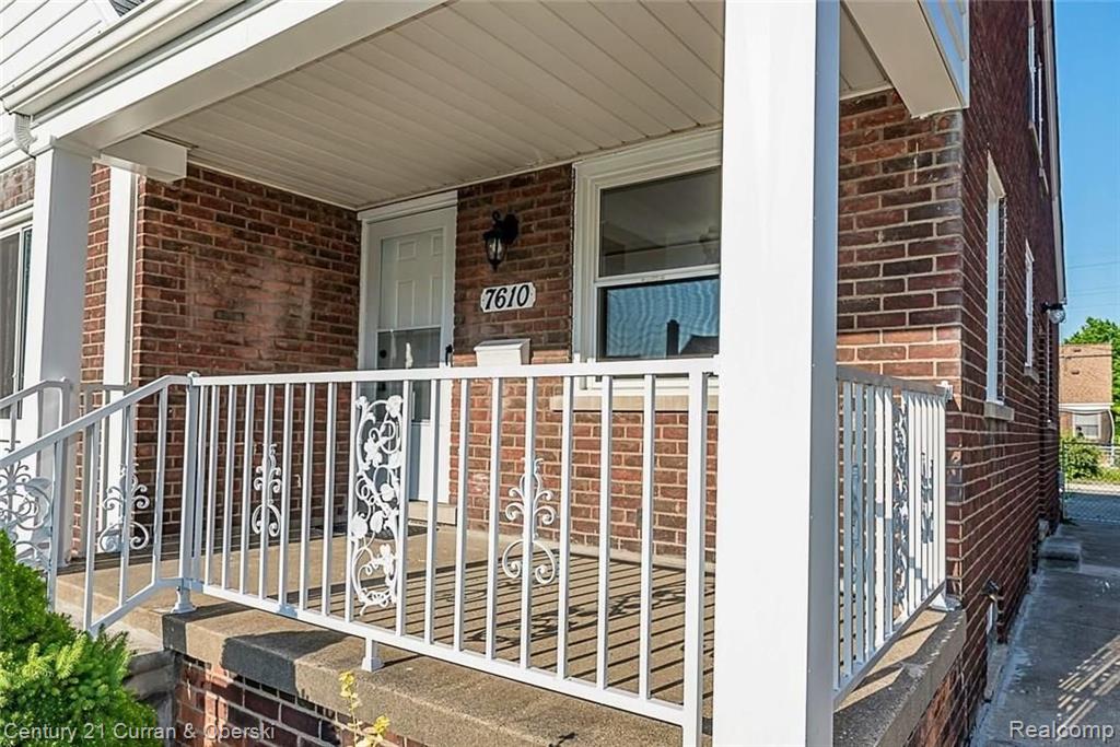 7610 Miller Road Dearborn, MI 48126 - Photo 4 of 28