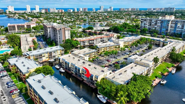 $2,100 | 777 South Federal Highway, Unit 202H, Pompano Beach, FL 33062