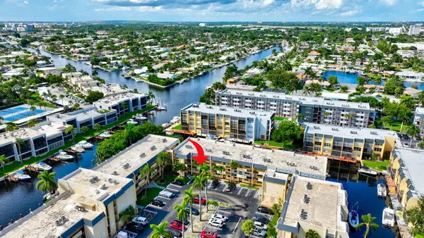 $2,100 | 777 South Federal Highway, Unit 202H, Pompano Beach, FL 33062
