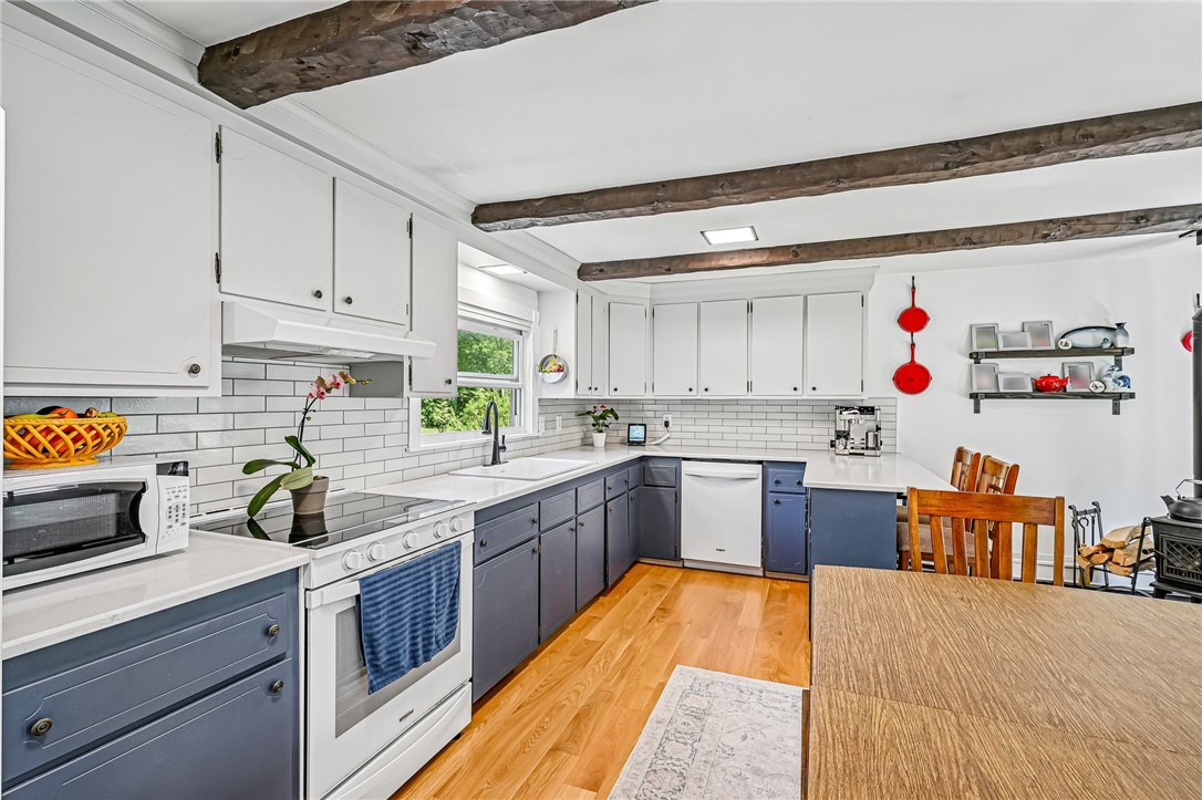 40 Sylvia Road Tiverton, RI 02878 - Photo 10 of 50