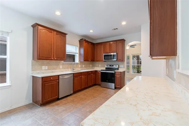 $2,395 | 5105 Spyglass Lane, Denton, TX 76208