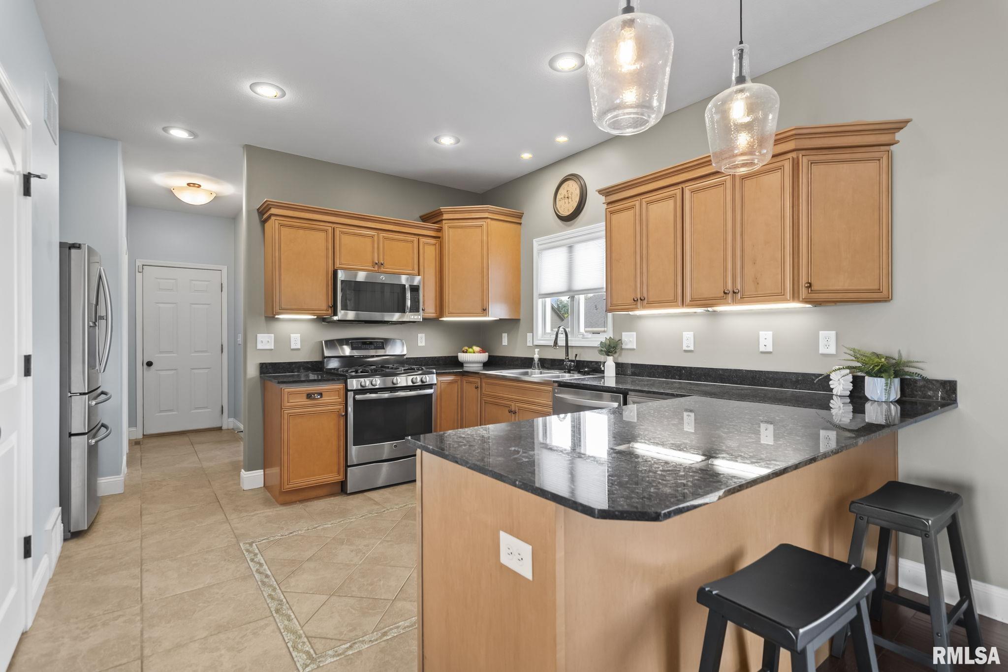 620 Garden Court Chatham, IL 62629 - Photo 11 of 42