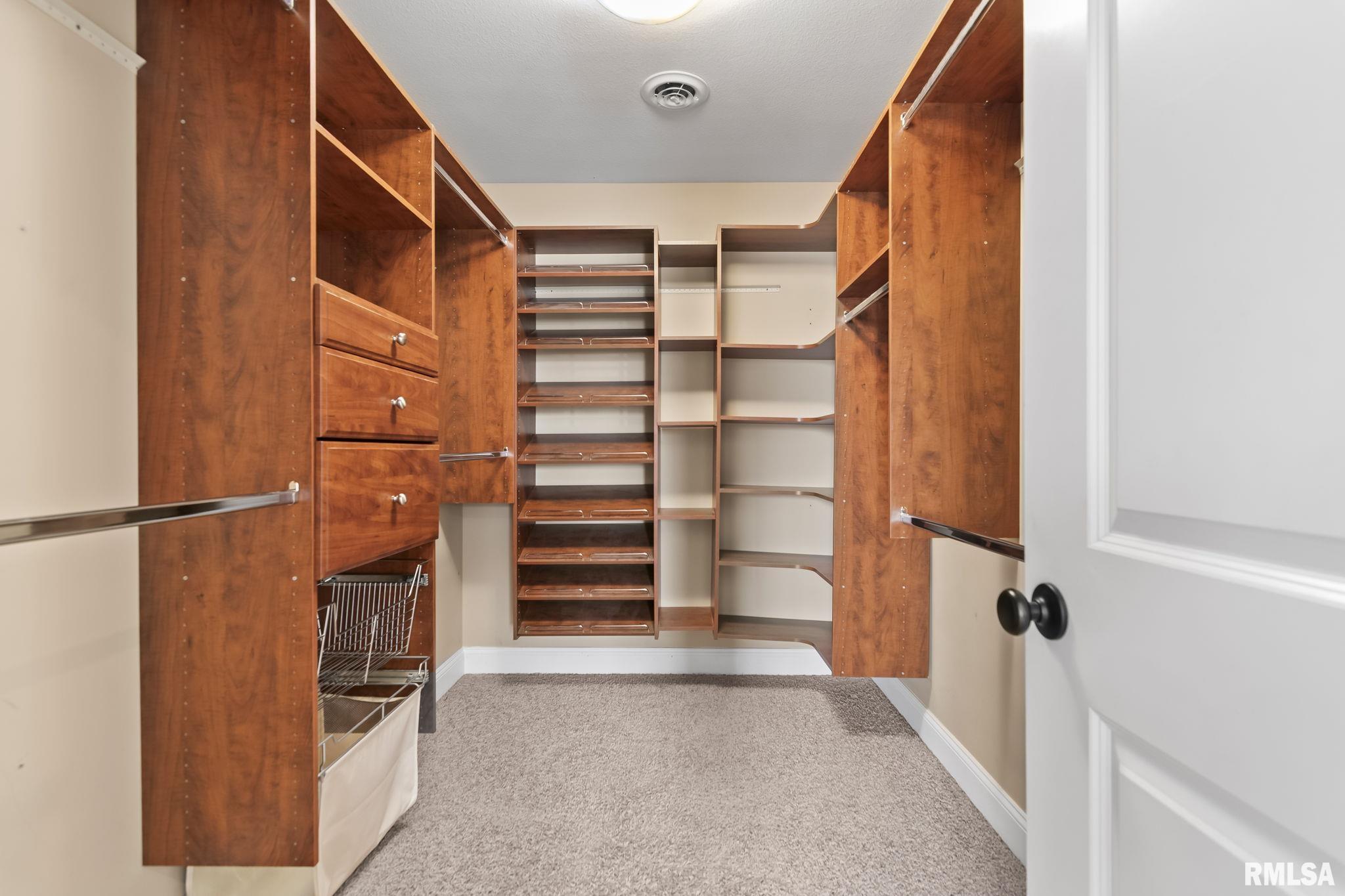 620 Garden Court Chatham, IL 62629 - Photo 19 of 42