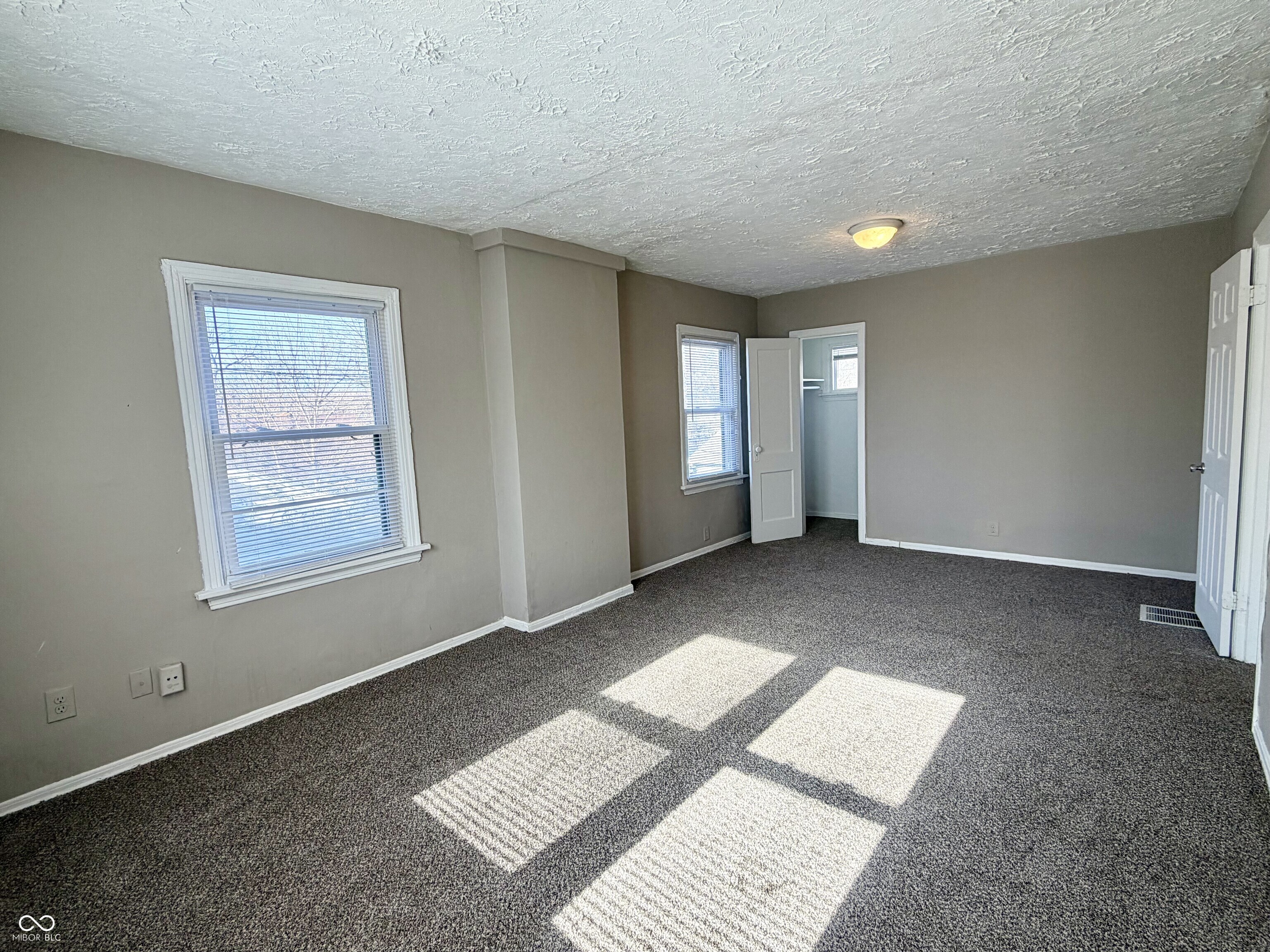 4002 Rookwood Avenue Indianapolis, IN 46208 - Photo 16 of 25