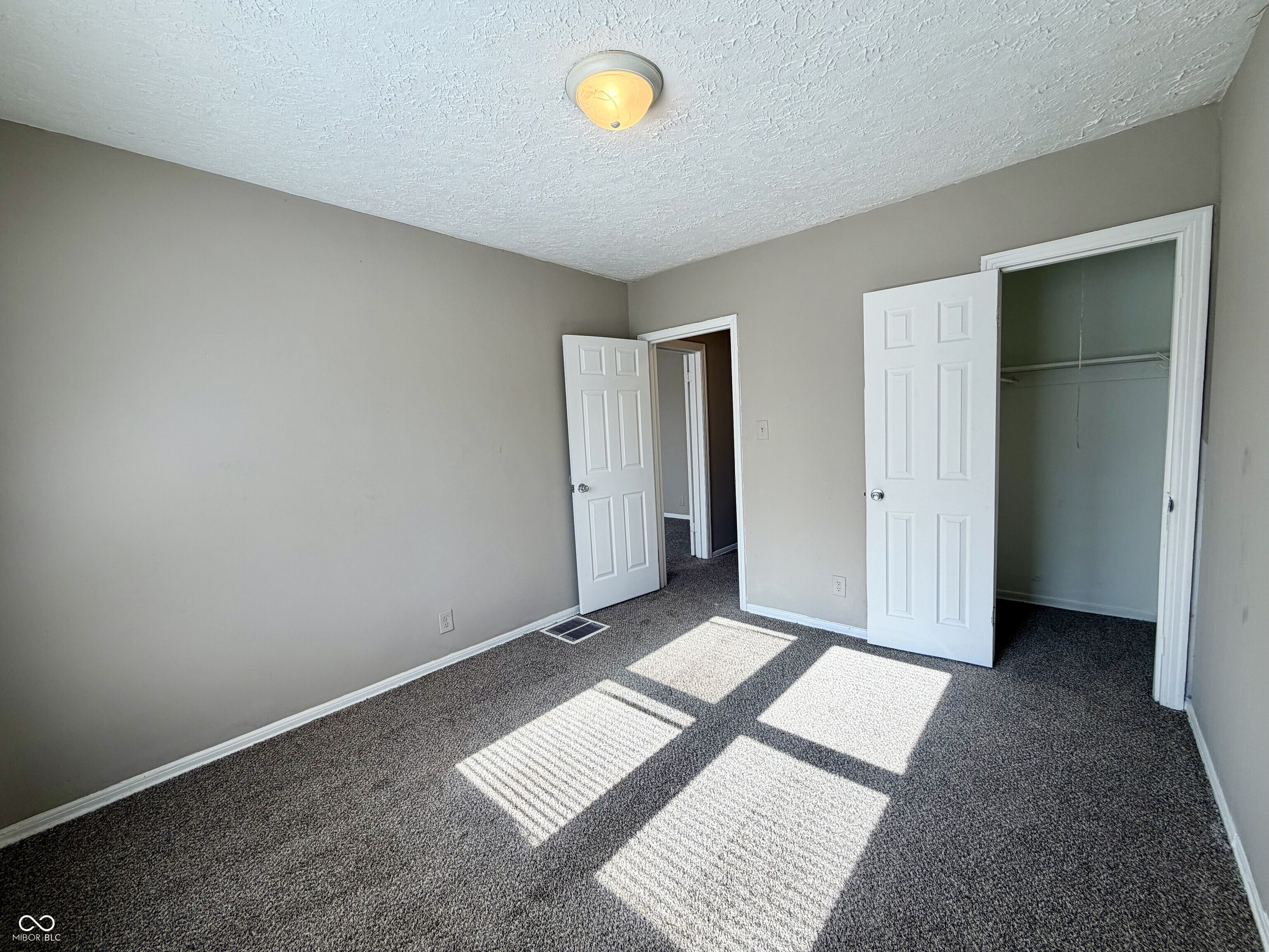 4002 Rookwood Avenue Indianapolis, IN 46208 - Photo 17 of 25