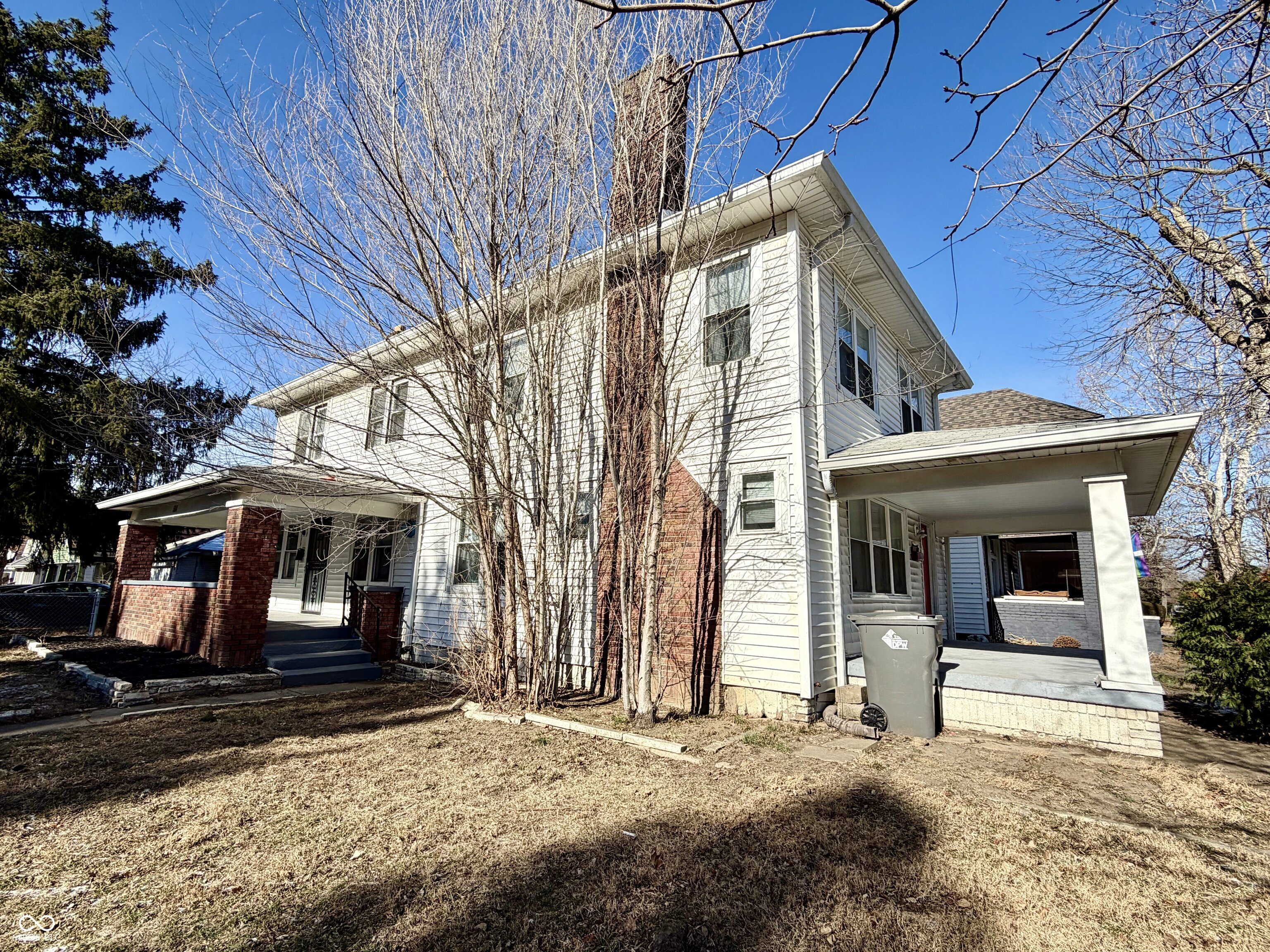 4002 Rookwood Avenue Indianapolis, IN 46208 - Photo 4 of 25