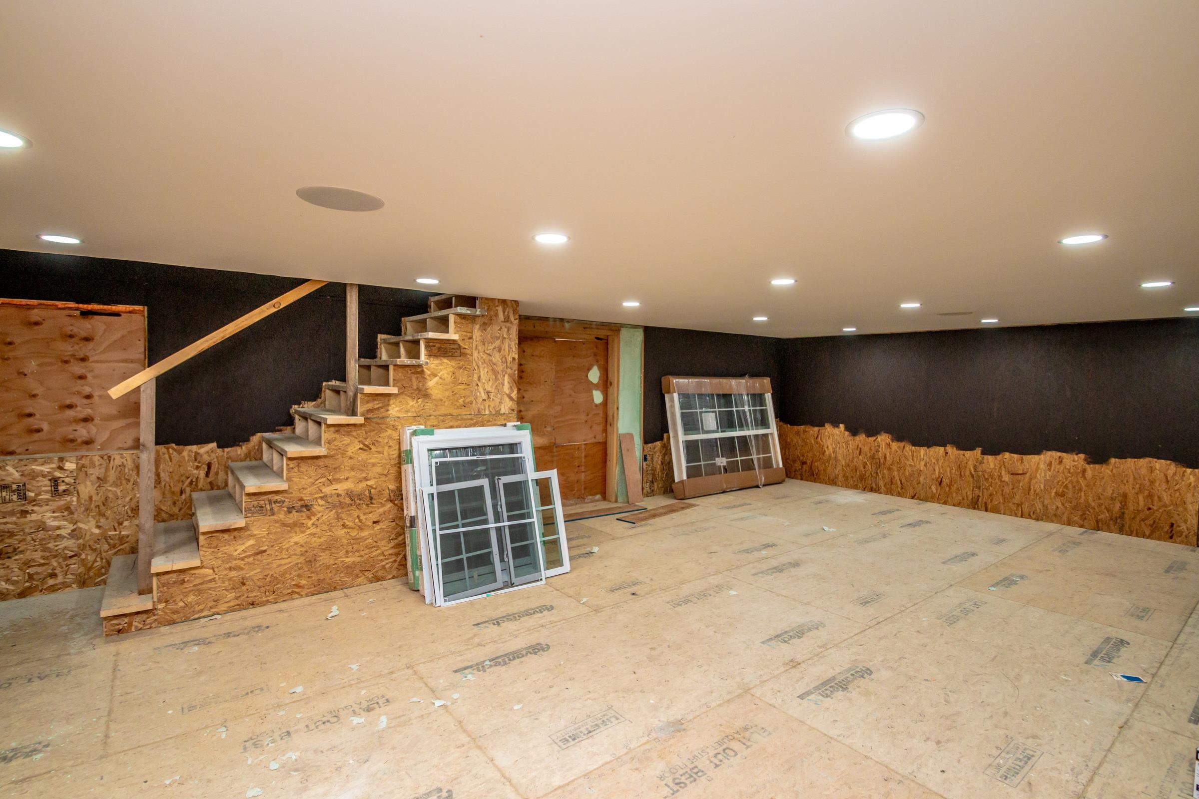 682 Kimball Road Lunenburg, VT 05906 - Photo 30 of 52