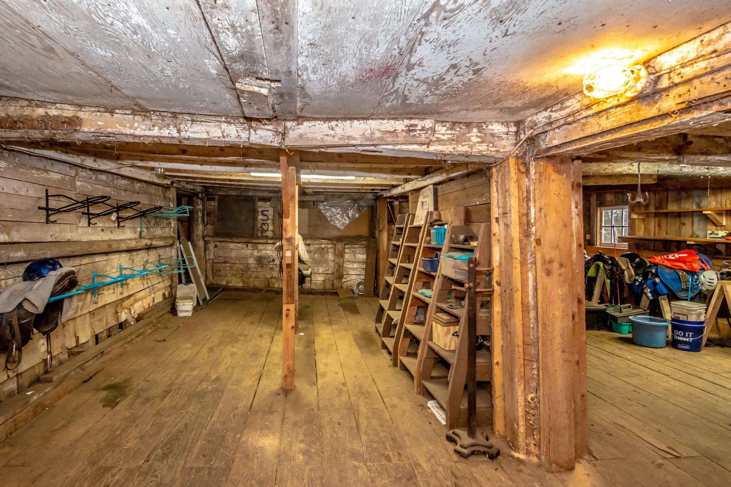 682 Kimball Road Lunenburg, VT 05906 - Photo 37 of 52