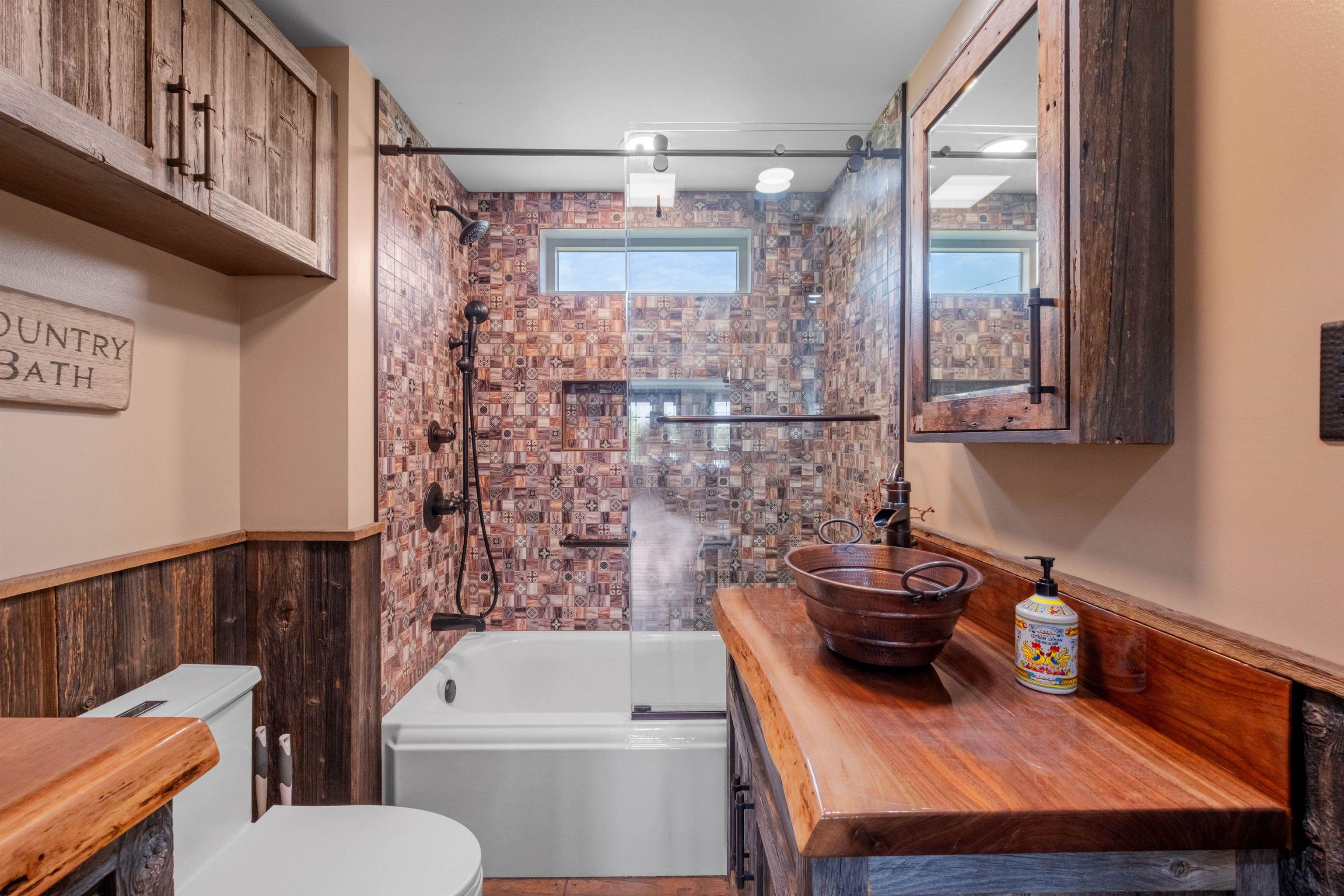 682 Kimball Road Lunenburg, VT 05906 - Photo 7 of 52