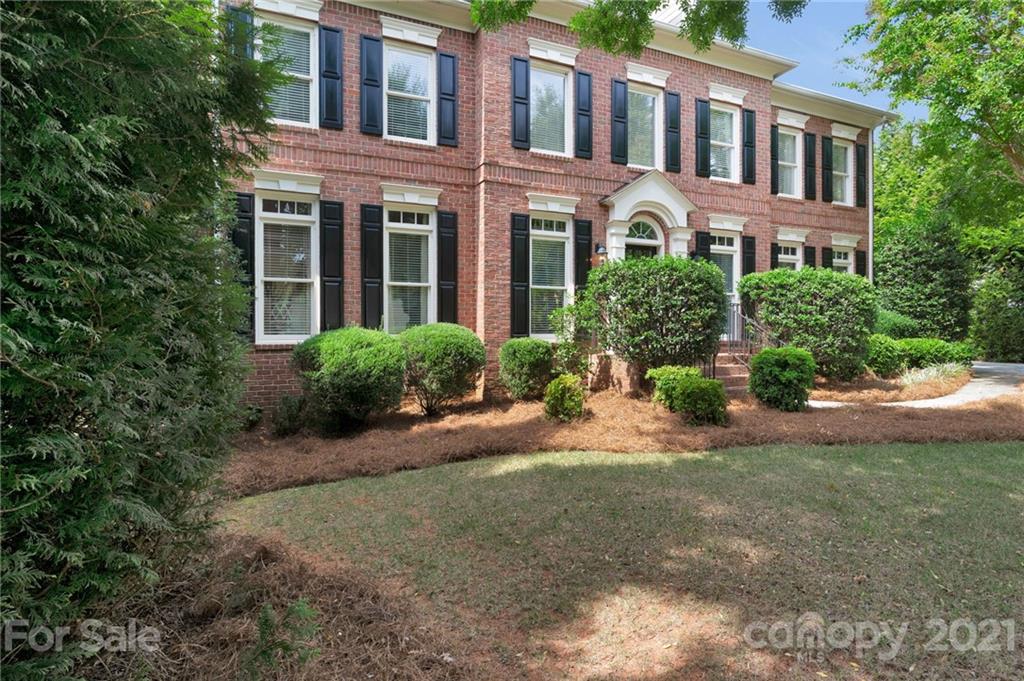 16525 Rudyard Lane Huntersville, NC 28078 - Photo 2 of 48 Gallery Image 2