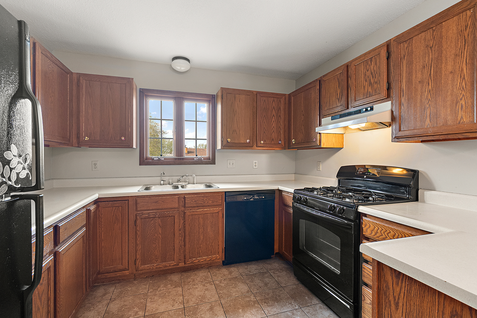 1390 Armour Road Bourbonnais, IL 60914 - Photo 6 of 22