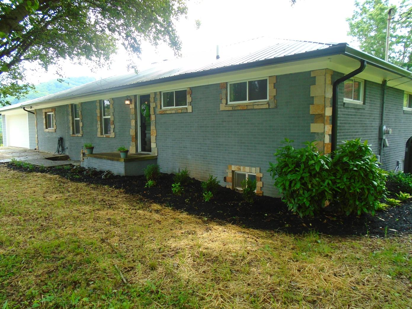 6571 Hickory Valley Road Heiskell, TN 37754 - Photo 3 of 24 6571 Hickory Valley Exterior Update 009