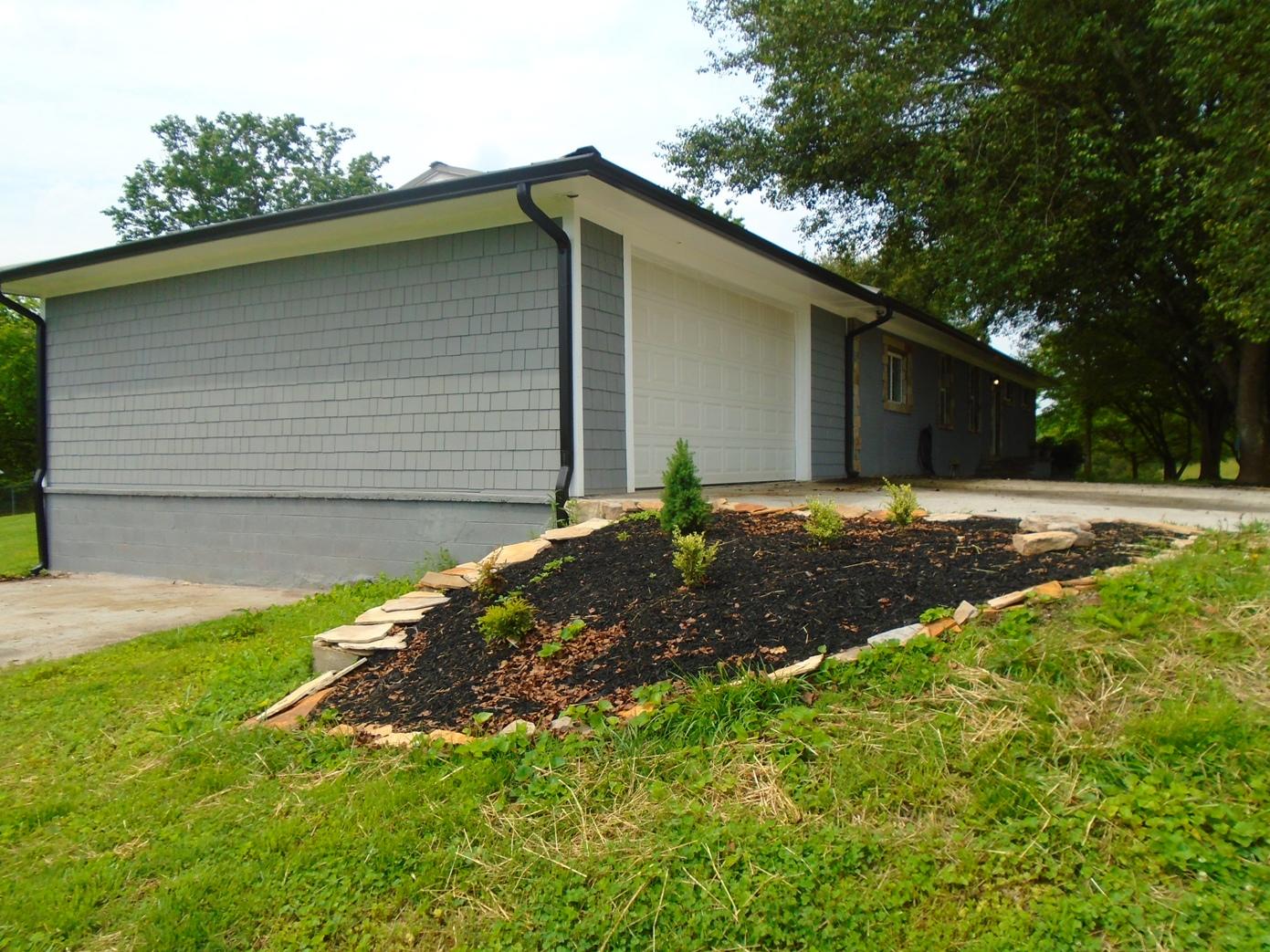 6571 Hickory Valley Road Heiskell, TN 37754 - Photo 7 of 24 6571 Hickory Valley Exterior Update 016