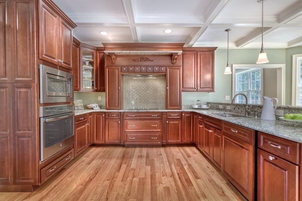 6 Patriot Way Melrose, MA 02176 - Photo 18 of 42