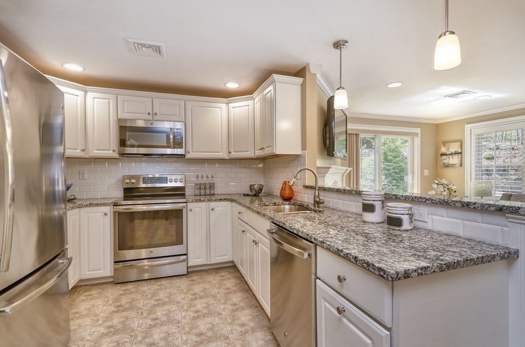 6 Patriot Way Melrose, MA 02176 - Photo 31 of 42