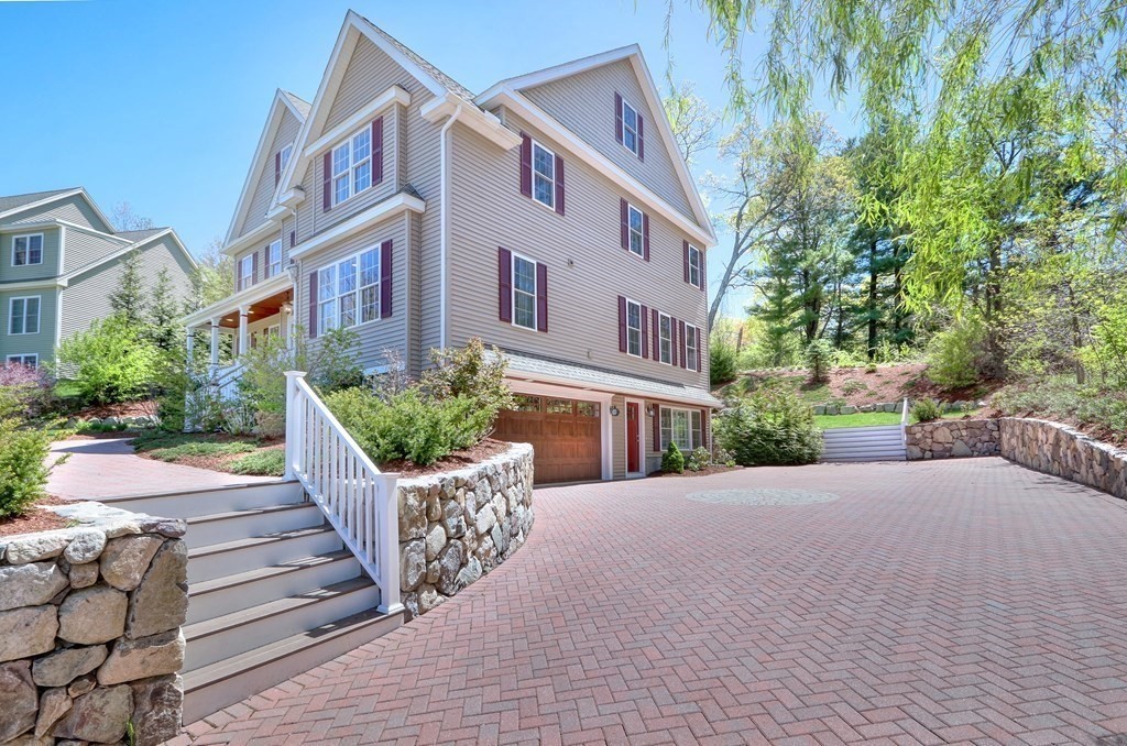 6 Patriot Way Melrose, MA 02176 - Photo 4 of 42