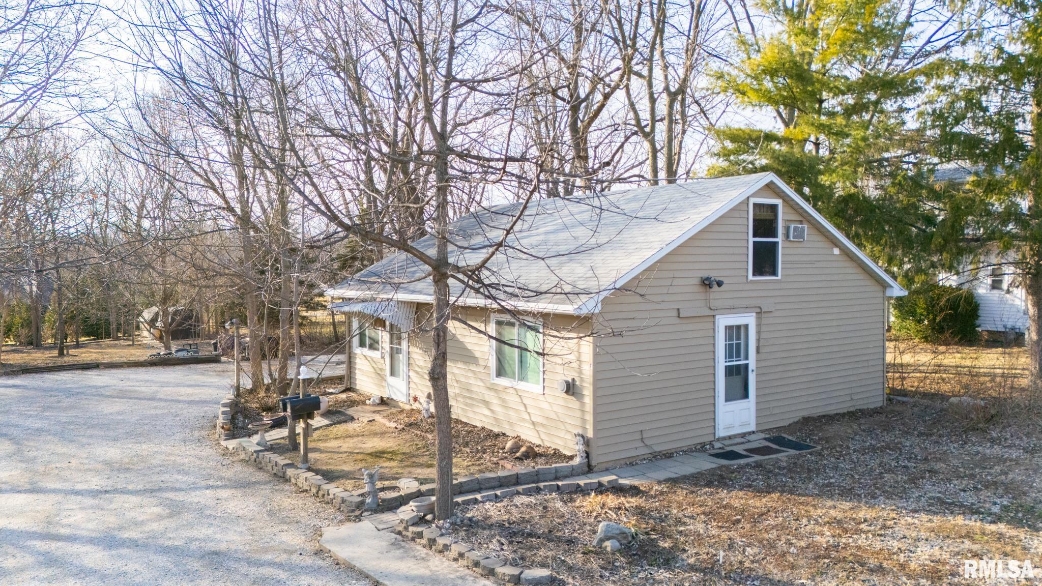 814 South Main Street Eureka, IL 61530 - Photo 1 of 53