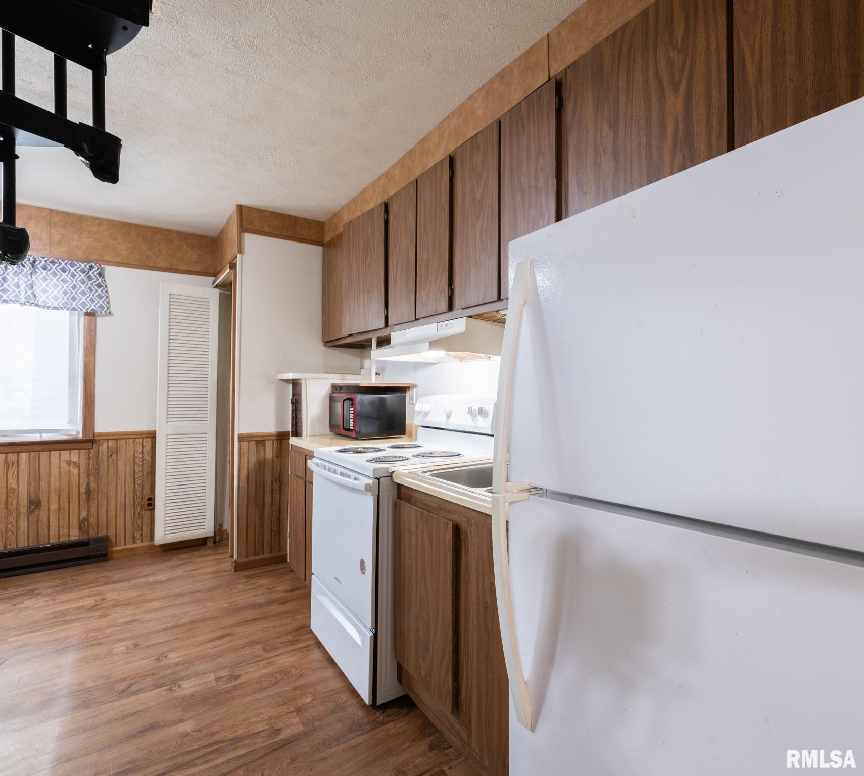 814 South Main Street Eureka, IL 61530 - Photo 24 of 53