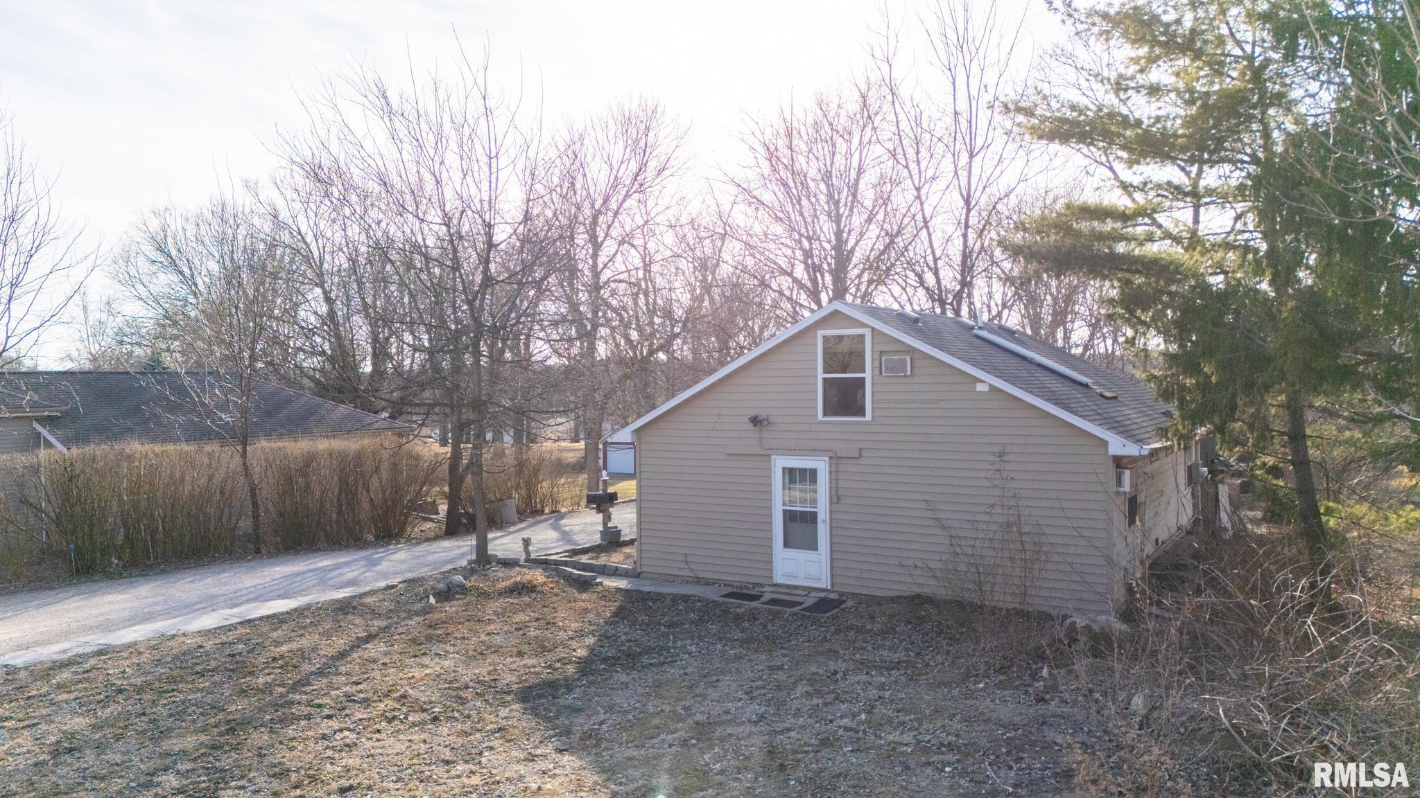 814 South Main Street Eureka, IL 61530 - Photo 45 of 53
