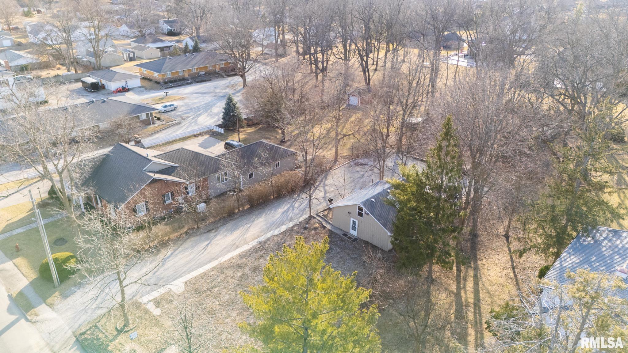 814 South Main Street Eureka, IL 61530 - Photo 46 of 53