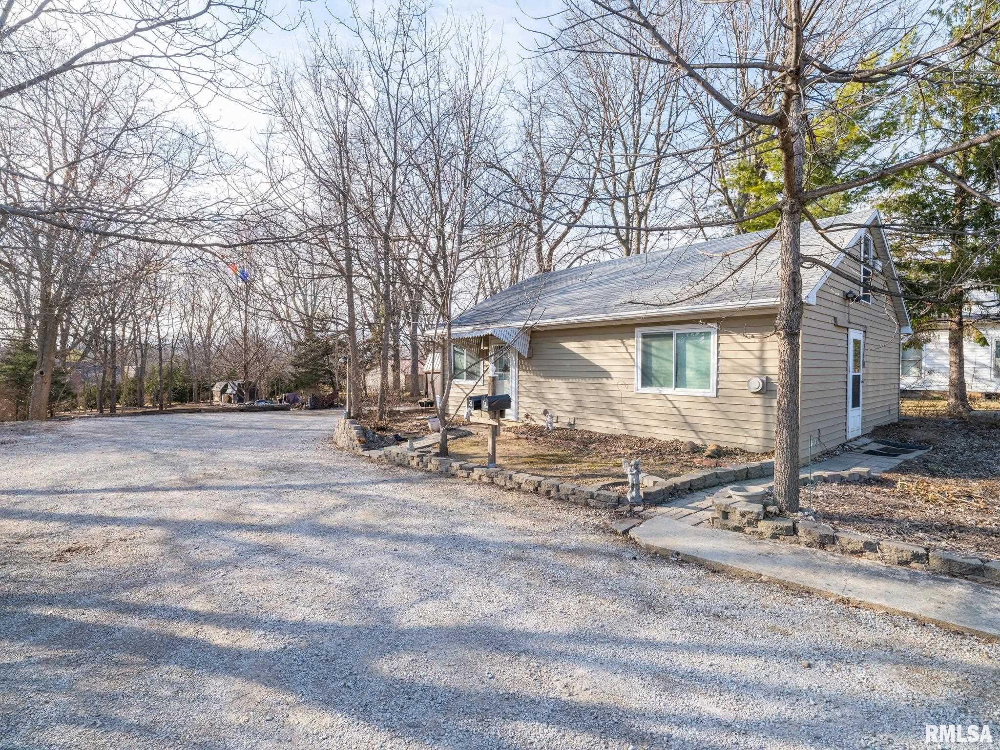814 South Main Street Eureka, IL 61530 - Photo 6 of 53