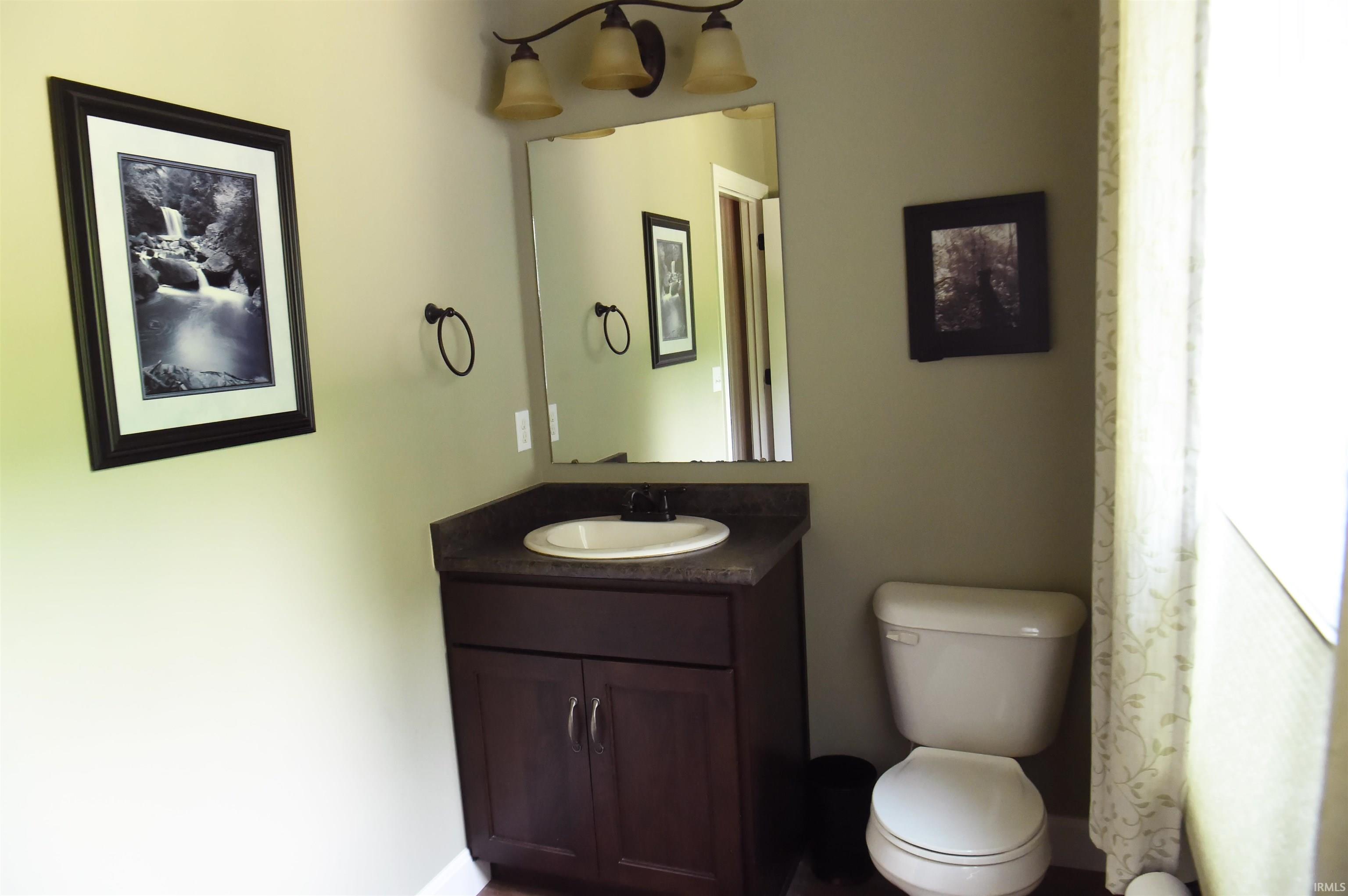 9803 Iron Bridge Road Roanoke, IN 46783 - Photo 12 of 27