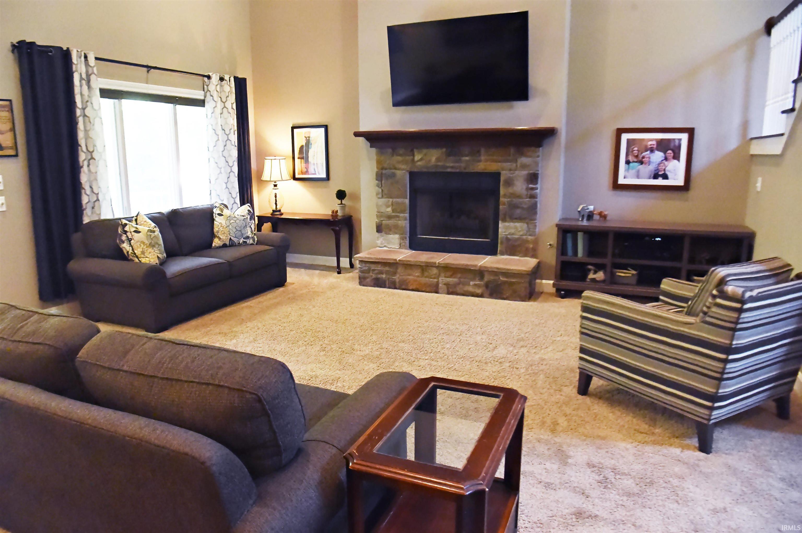 9803 Iron Bridge Road Roanoke, IN 46783 - Photo 4 of 27