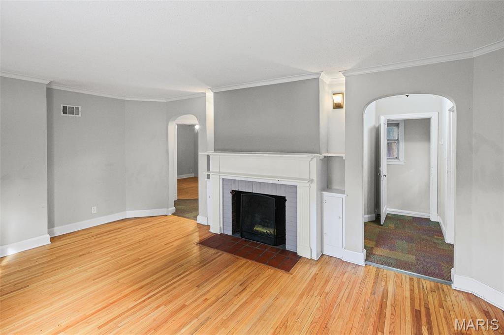 308 Carlyle Avenue Belleville, IL 62221 - Photo 10 of 33