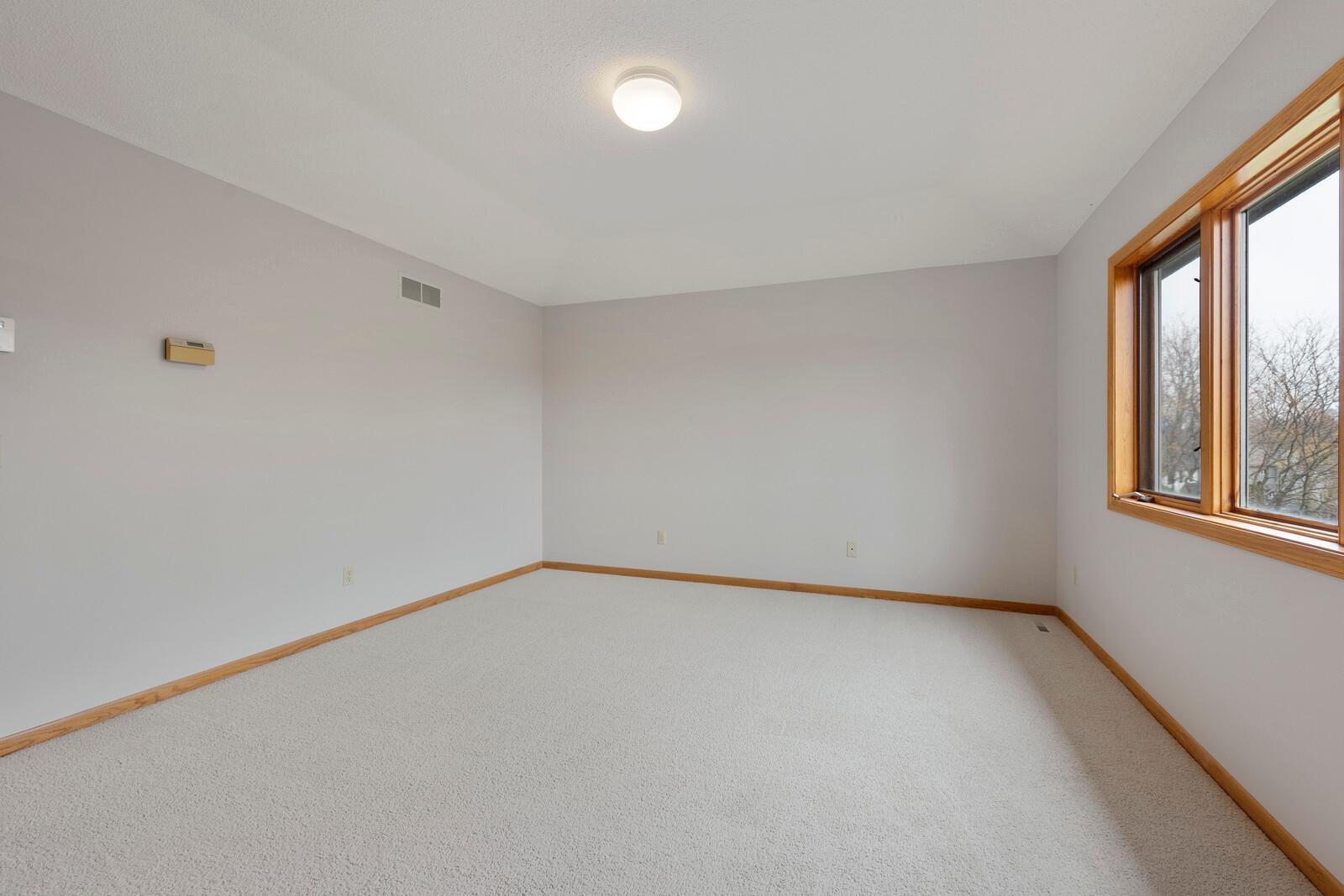 12866 Cardinal Creek Road Eden Prairie, MN 55346 - Photo 19 of 26 Gallery Image 19