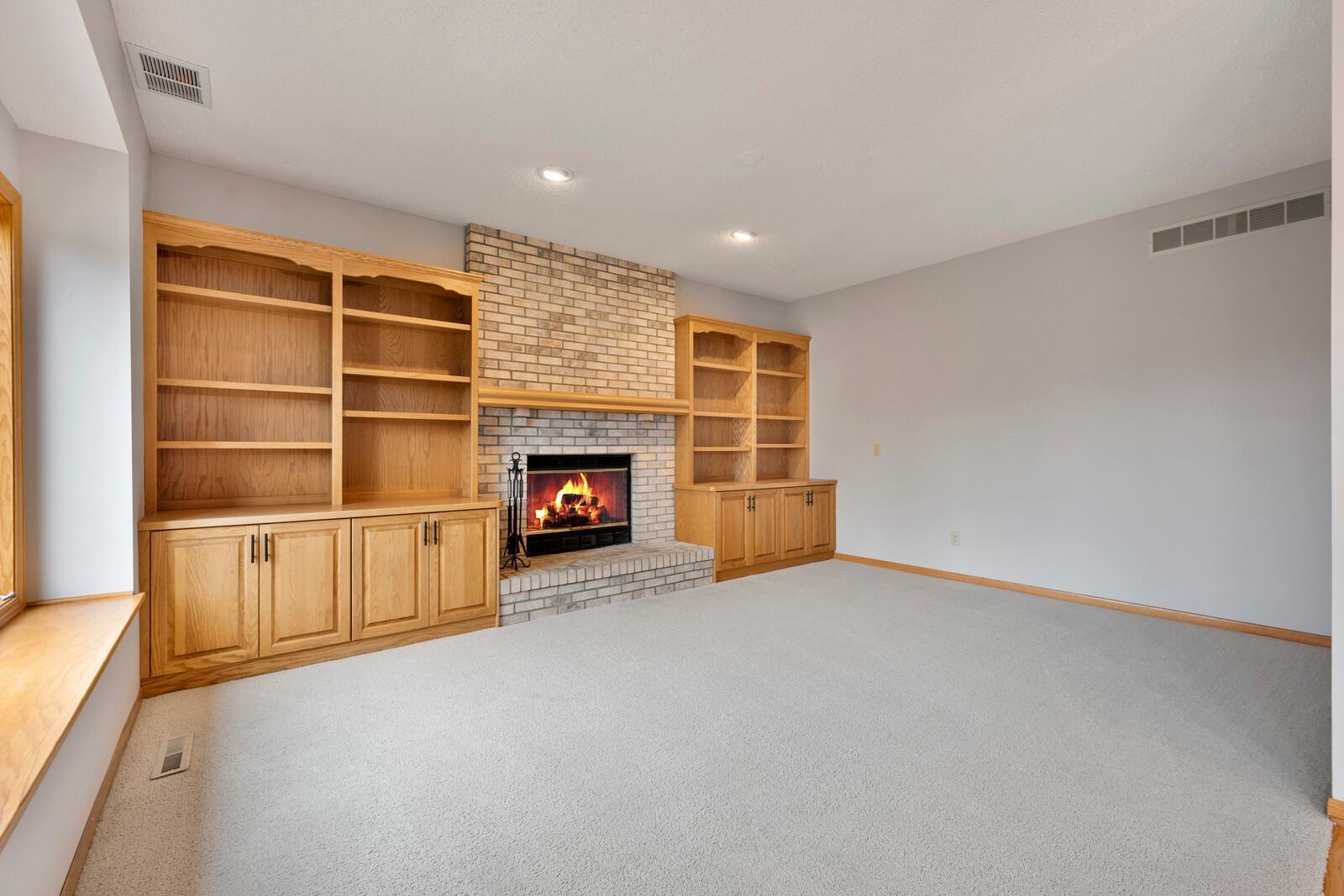 12866 Cardinal Creek Road Eden Prairie, MN 55346 - Photo 10 of 26 Gallery Image 10