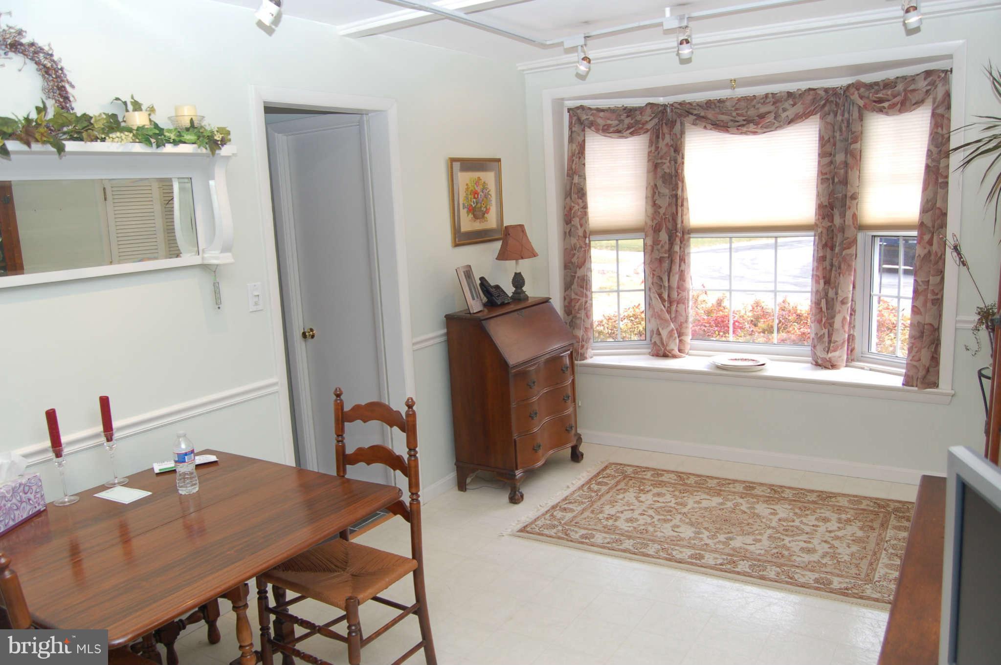 10 Briggs Court Silver Spring, MD 20906 - Photo 17 of 28 Interior (General)