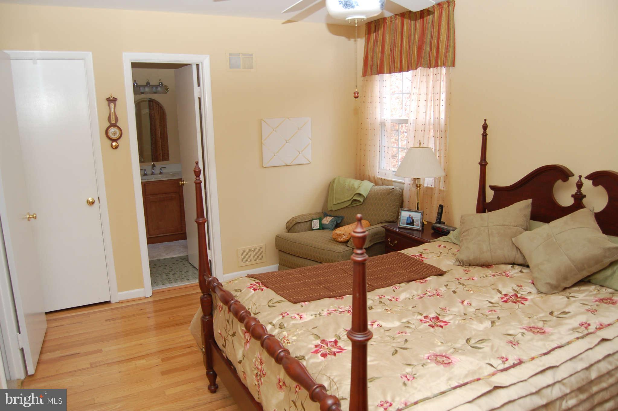 10 Briggs Court Silver Spring, MD 20906 - Photo 23 of 28 Bedroom (Master)